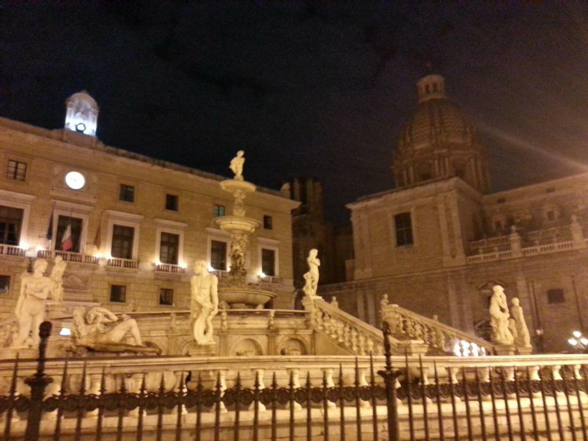 Penthouse Luxury Quattro Canti Palermo Buitenkant foto